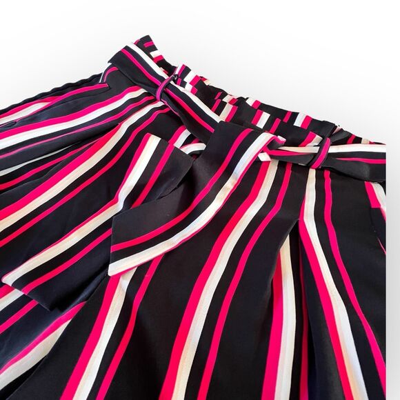 Torrid Hot Shorts Black Pink White Striped Plus Size Paper Bag Waist Size 20 - Picture 5 of 14